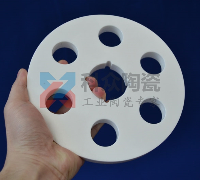 氧化鋯陶瓷研磨后為什么會(huì)有精度誤差？